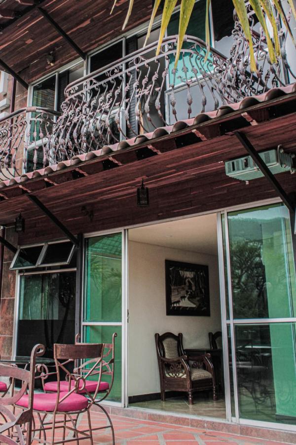Hotel Plaza Garibaldi Caldas Eksteriør billede